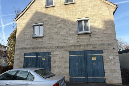 Haus Münsingen - 7 Zimmer, 110 m&sup2;, 375.000&euro; | Angebot:24885730