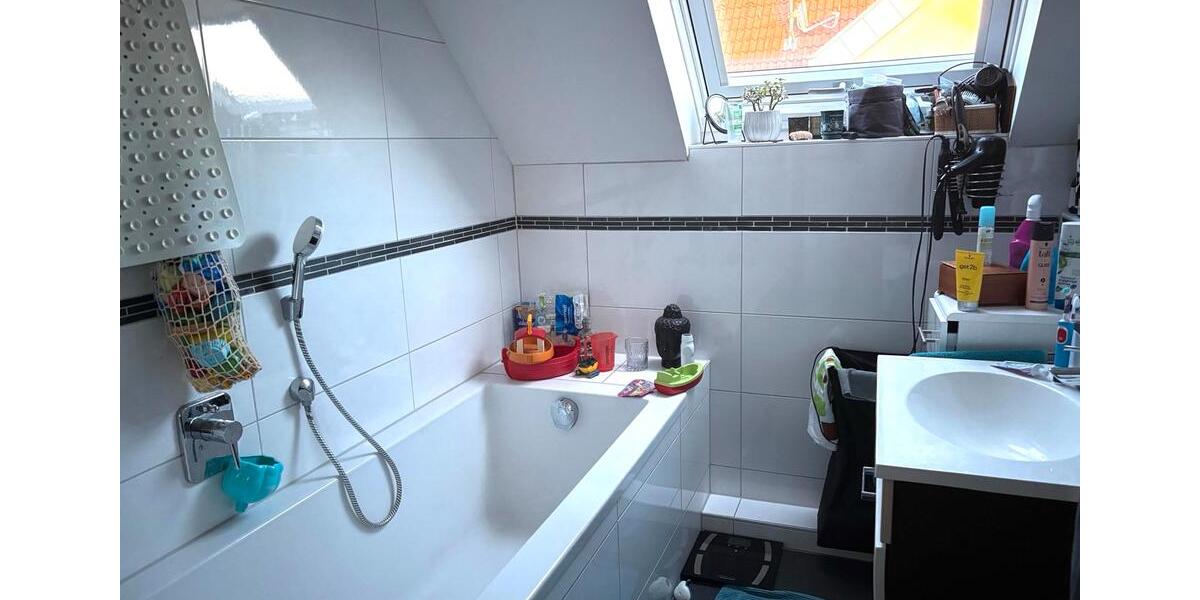 Etagenwohnung Ehningen - 3.5 Zimmer, 95 m&sup2;, 405.000&euro; | Angebot:25104273