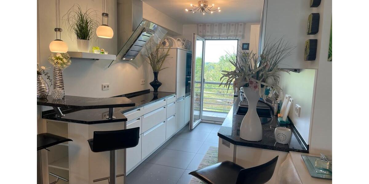 Etagenwohnung Nürtingen - 3.5 Zimmer, 105 m&sup2;, 1.470&euro; | Angebot:24979840