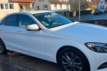 Mercedes-Benz C 220 147.000 km 14.700 &euro; Bodelshausen 72411