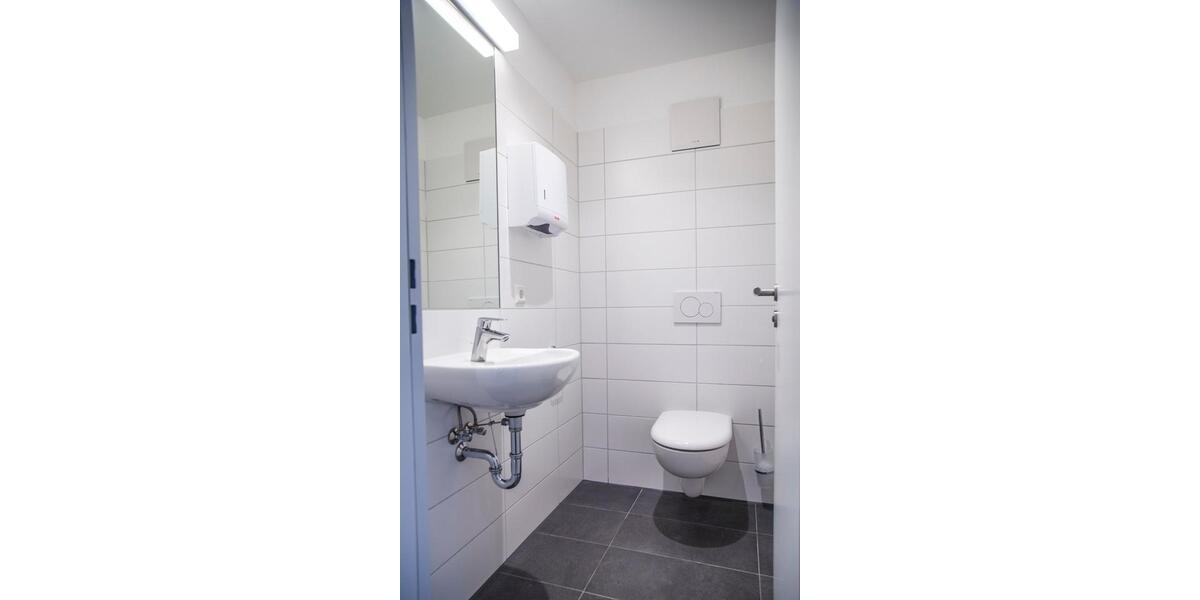 Gewerbeobjekt Pfullingen - 1.400&euro; | Angebot:25802204