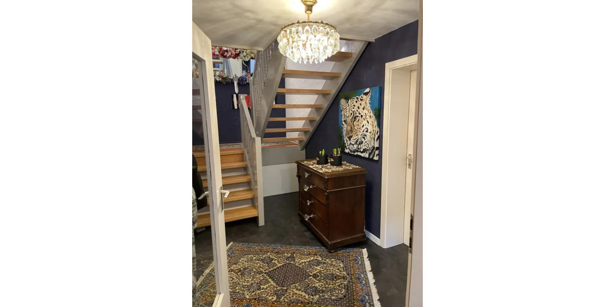 Einfamilienhaus Eningen unter Achalm - 5 Zimmer, 180 m&sup2;, 735.000&euro; | Angebot:25874079