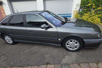 Renault Safrane 169.486 km 2.600 &euro; Wendlingen am Neckar 73240