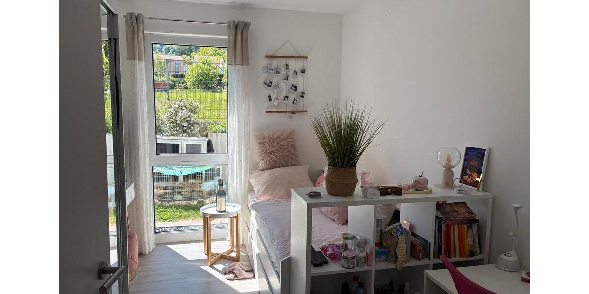 Terrassenwohnung Pfullingen - 4 Zimmer, 121 m&sup2;, 620.000&euro; | Angebot:26957484