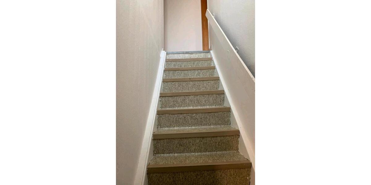Doppelhaushälfte Rottenburg am Neckar - 4 Zimmer, 135 m&sup2;, 230.000&euro; | Angebot:26679284