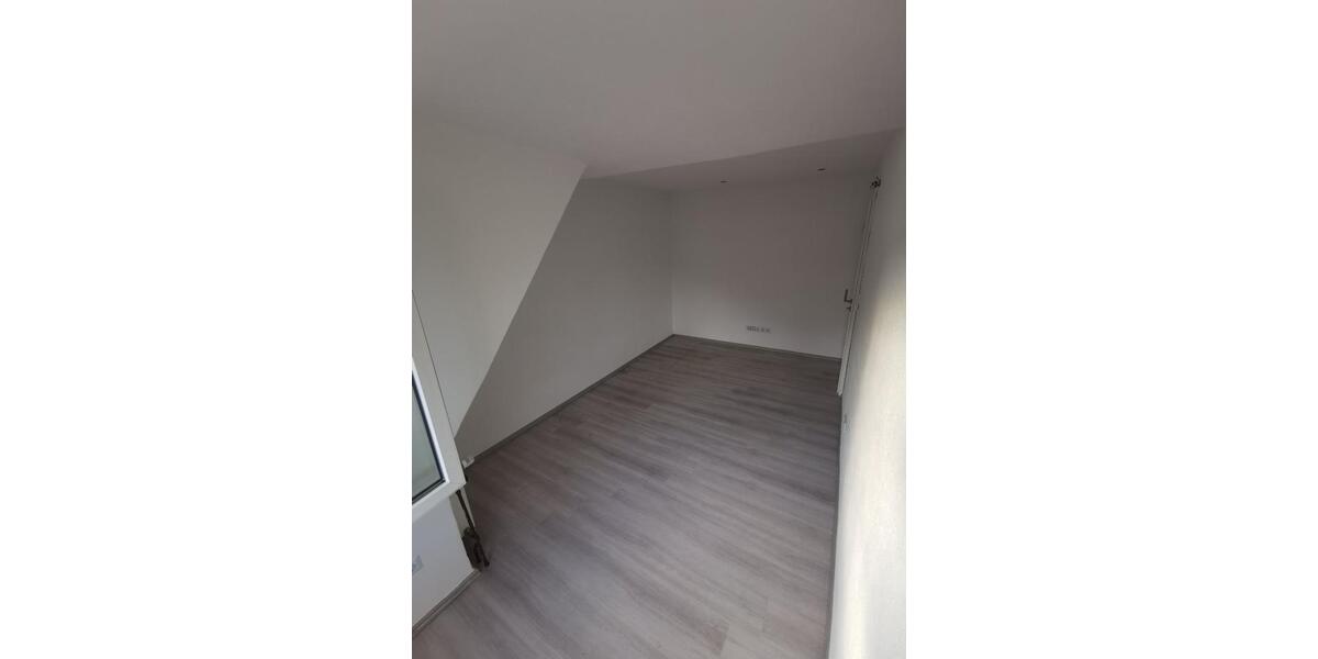 Etagenwohnung Großbettlingen - 2 Zimmer, 54 m&sup2;, 700&euro; | Angebot:25833365