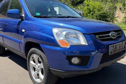 Kia Sportage 144.000 km 2.250 &euro; Tübingen 72074