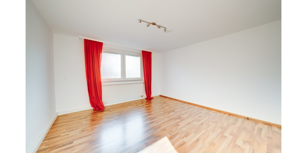 Wohn- und Geschäftshaus in der Münsinger Innenstadt - 3 Wohnungen und 1 Gewerbeeinheit - Wohn- & Geschäftshaus Münsingen | Angebot:18220329