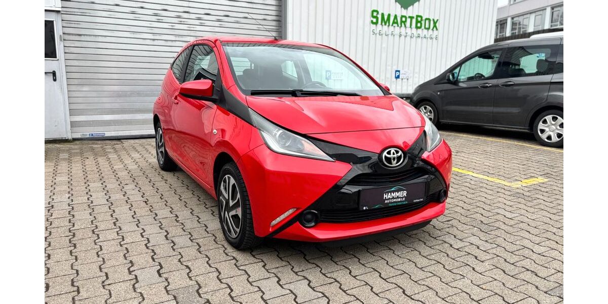 Toyota Aygo (X) 67.700 km 7.290 &euro; Ostfildern 73760