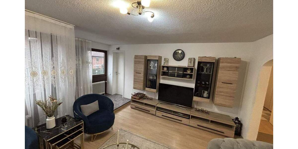 Etagenwohnung Böblingen - 3 Zimmer, 93 m&sup2;, 399.000&euro; | Angebot:25781220