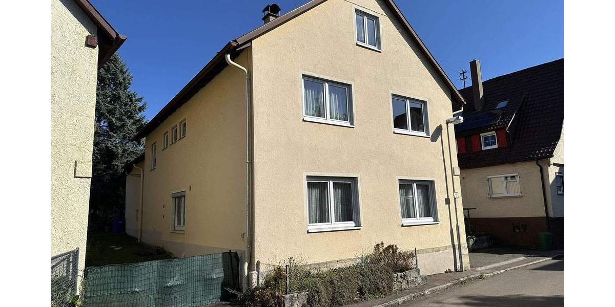 Einfamilienhaus Ofterdingen - 6 Zimmer, 131 m&sup2;, 260.000&euro; | Angebot:25686393