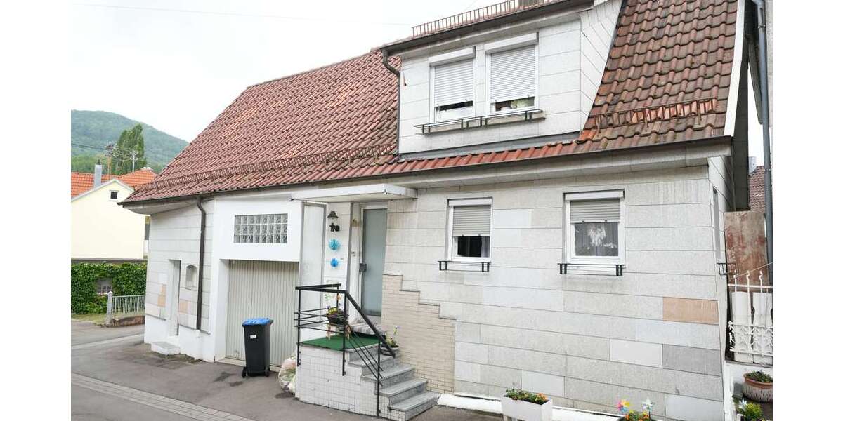 Einfamilienhaus Dettingen an der Erms - 5.5 Zimmer, 100 m&sup2;, 175.000&euro; | Angebot:23168774