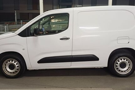Peugeot Partner 150.000 km 9.500 &euro; Esslingen am Neckar 73733