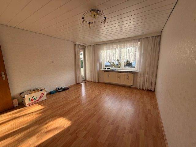 Einfamilienhaus Dettenhausen - 7 Zimmer, 130 m&sup2;, 498.000&euro; | Angebot:25696029