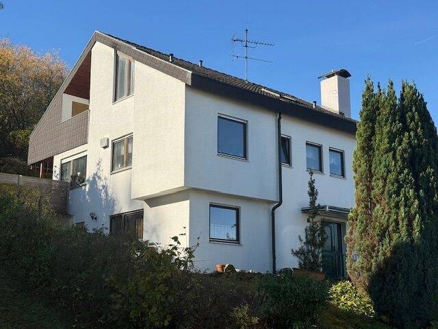 Einfamilienhaus Frickenhausen - 7 Zimmer, 210 m&sup2;, 649.000&euro; | Angebot:25696025