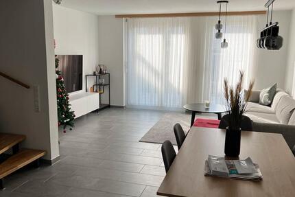 Wohnung Esslingen am Neckar Brühl - 5 Zimmer, 127 m&sup2;, 2.500&euro; | Angebot:25292623