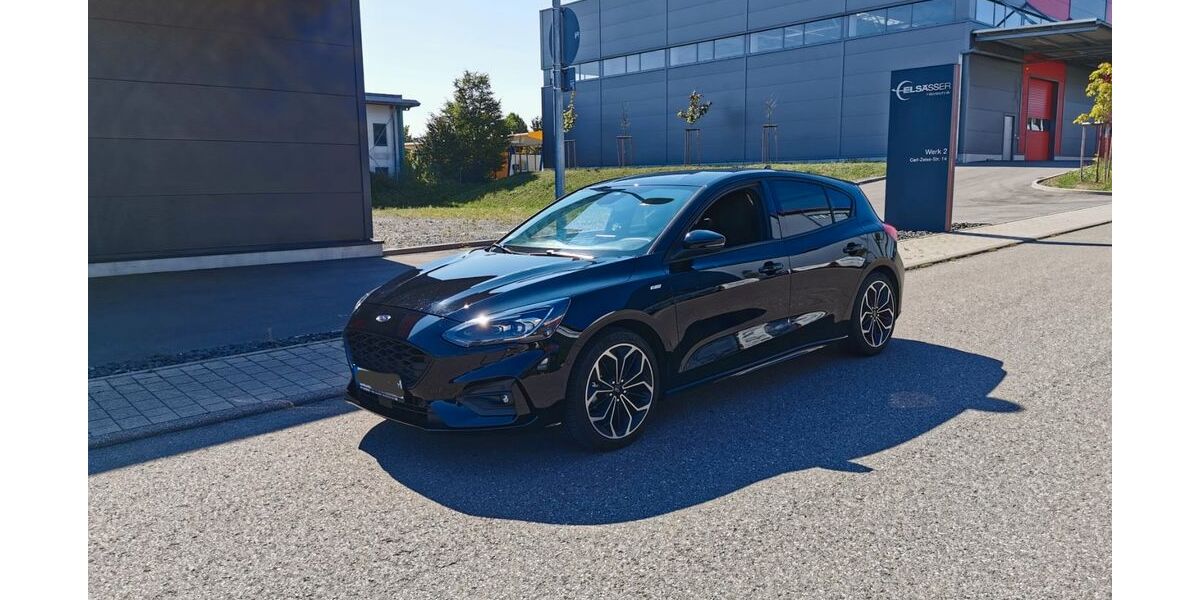 Ford Focus 105.000 km 16.900 &euro; Herrenberg 71083