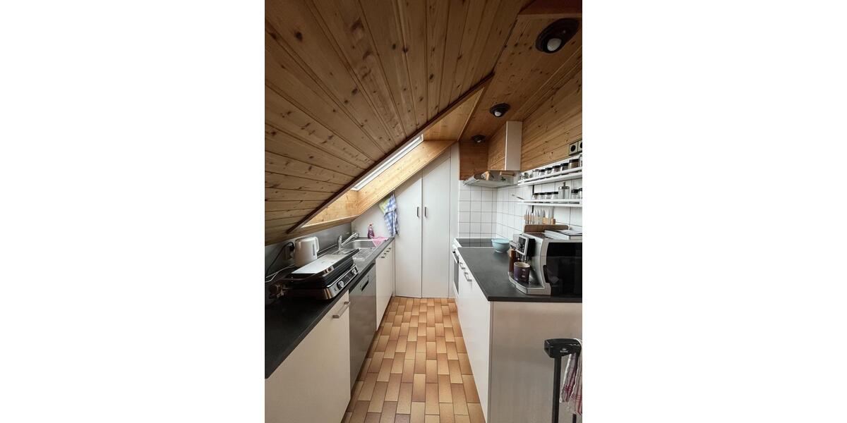 Dachgeschoßwohnung Altdorf - 5 Zimmer, 98 m&sup2;, 950&euro; | Angebot:26006806