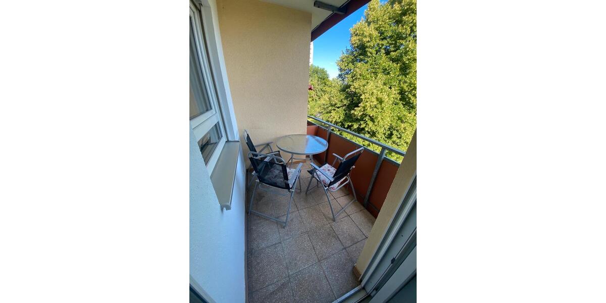 Etagenwohnung Sindelfingen Eichholz - 1 Zimmer, 35 m&sup2;, 790&euro; | Angebot:25660051