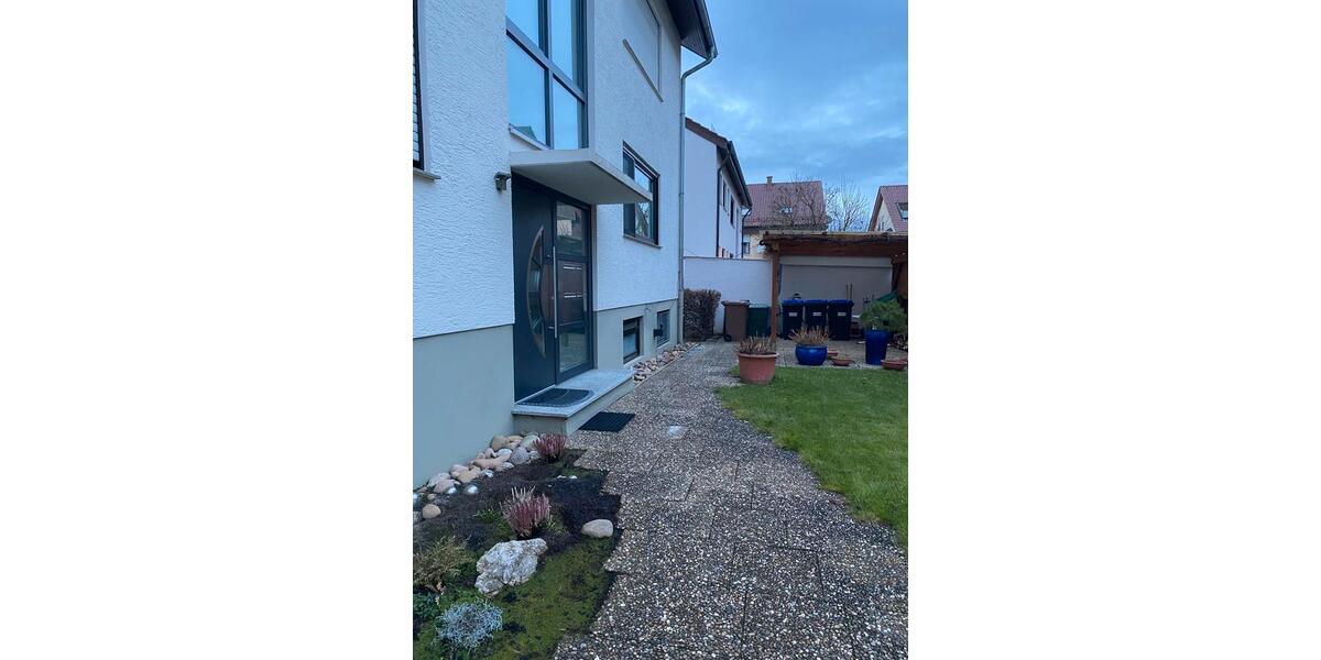 Erdgeschoßwohnung Filderstadt - 2 Zimmer, 50 m&sup2;, 850&euro; | Angebot:25306792