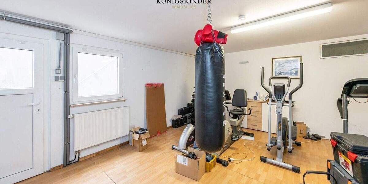 Doppelhaushälfte Weilheim an der Teck Weilheim - 8 Zimmer, 139 m&sup2;, 590.000&euro; | Angebot:25770795