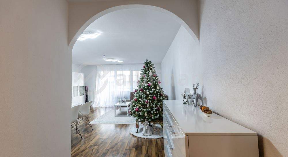 Etagenwohnung Metzingen - 4 Zimmer, 106 m&sup2;, 399.000&euro; | Angebot:25743275