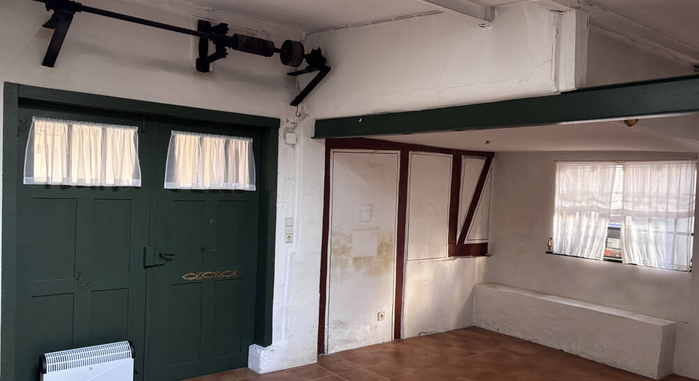 Einfamilienhaus Reutlingen Innenstadt - 6 Zimmer, 154 m&sup2;, 260.000&euro; | Angebot:25986179