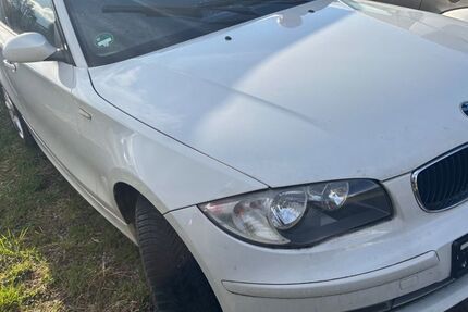 BMW 116 220.000 km 2.490 &euro; Gäufelden 71126