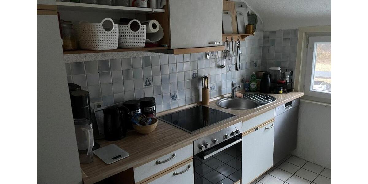 Dachgeschoßwohnung Burladingen - 3 Zimmer, 79 m&sup2;, 580&euro; | Angebot:25404762
