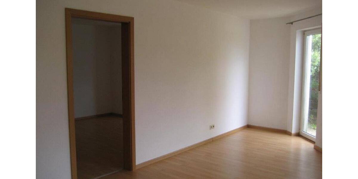 Erdgeschoßwohnung Gomadingen - 2 Zimmer, 50 m&sup2;, 700&euro; | Angebot:25959558
