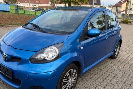 Toyota Aygo (X) 186.000 km 2.990 &euro; Holzgerlingen 71088