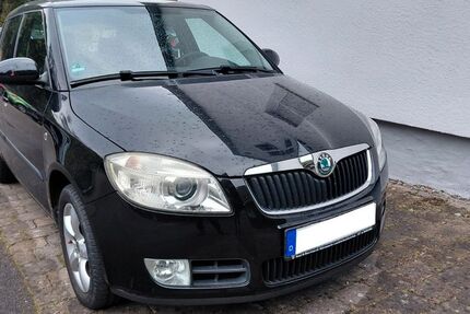 Skoda Fabia 141.837 km 3.900 &euro; Tübingen 72074