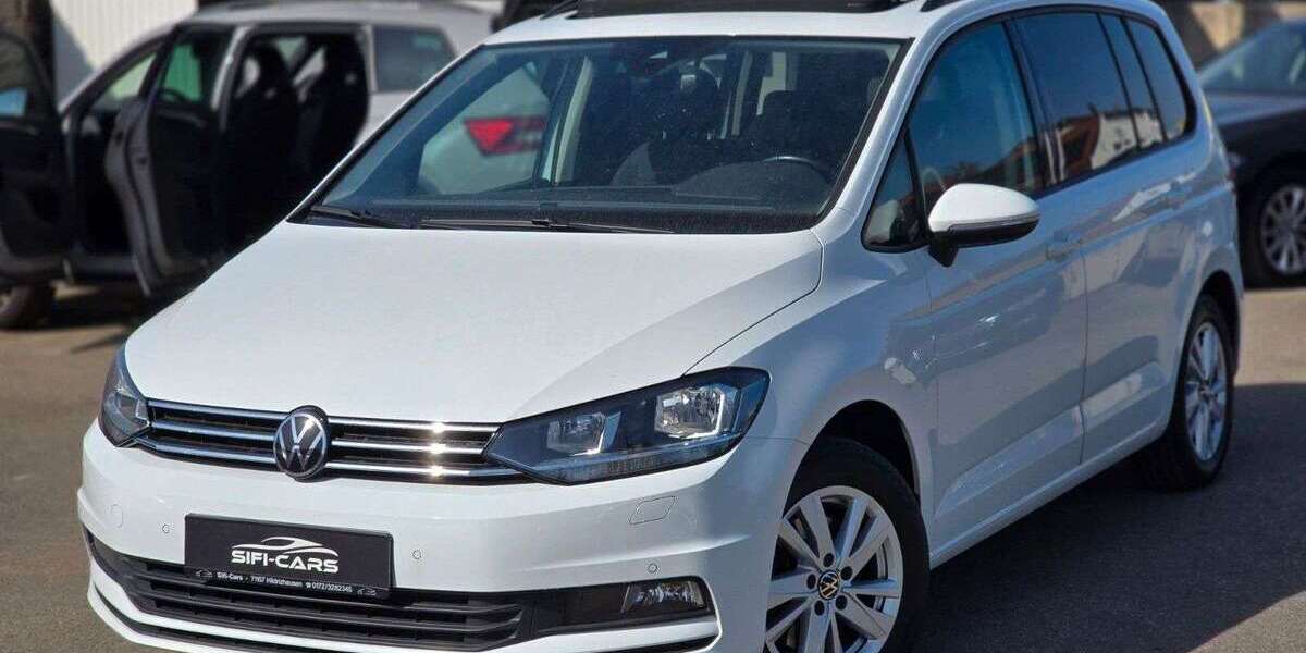 VW Touran 128.000 km 21.500 &euro; Hildrizhausen 71157