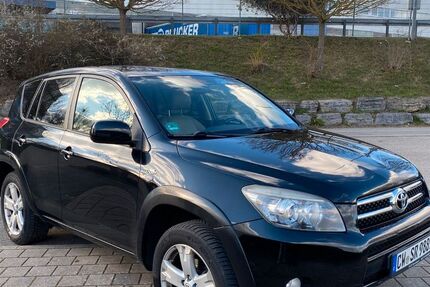 Toyota RAV 4 200.000 km 6.999 &euro; Hildrizhausen 71157
