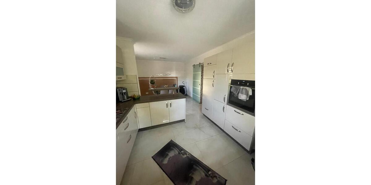 Einfamilienhaus Münsingen - 6 Zimmer, 160 m&sup2;, 2.290&euro; | Angebot:27620331