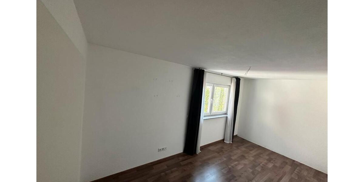 Maisonettenwohnung Herrenberg - 7 Zimmer, 157 m&sup2;, 580.000&euro; | Angebot:26987265