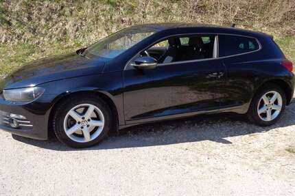 VW Scirocco 98.000 km 8.999 &euro; Reutlingen (Ohmenhausen)- Tel 01799296766 72770