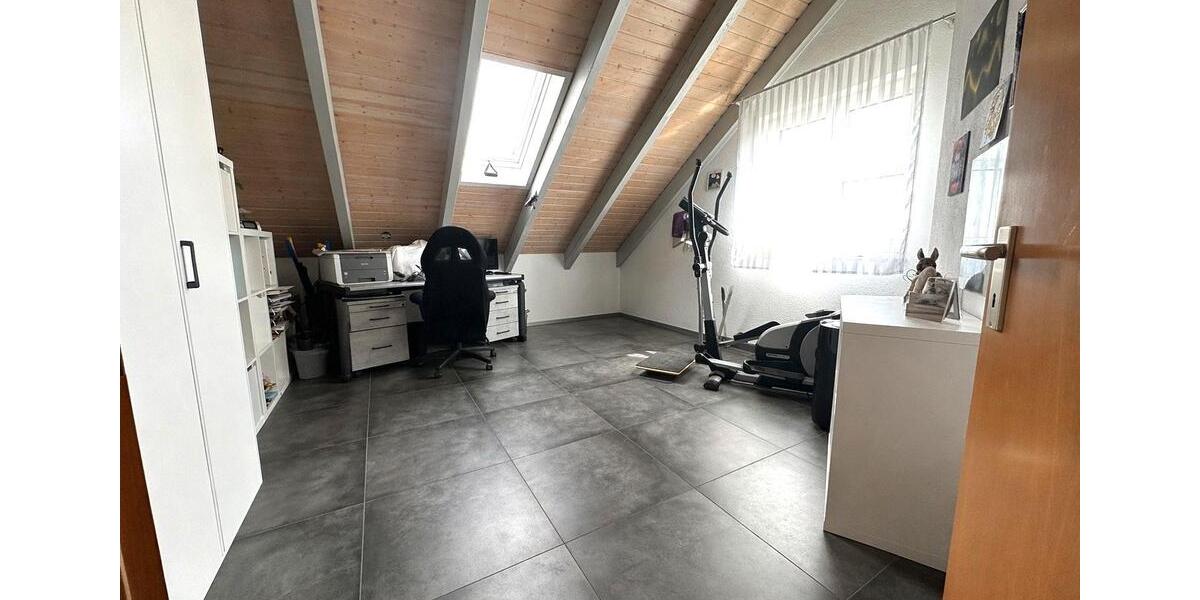 Maisonettenwohnung Filderstadt - 4.5 Zimmer, 127 m&sup2;, 498.000&euro; | Angebot:26047345