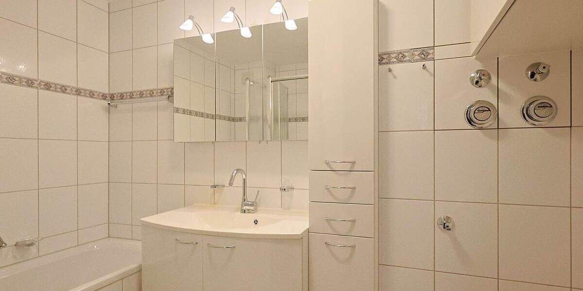 Etagenwohnung Kirchheim unter Teck Kirchheim - 4 Zimmer, 103 m&sup2;, 345.000&euro; | Angebot:25682127