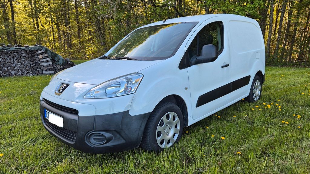 Peugeot Partner 158.200 km 2.300 &euro; Lichtenstein 72805