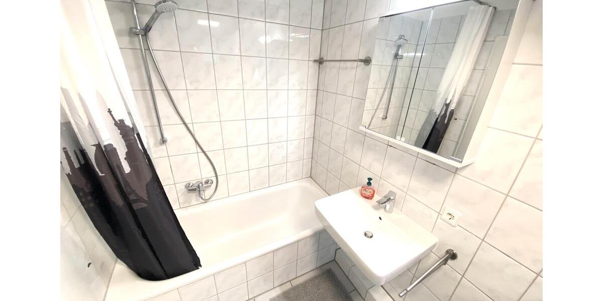 Dachgeschoßwohnung Esslingen am Neckar - 2 Zimmer, 41 m&sup2;, 850&euro; | Angebot:24256971