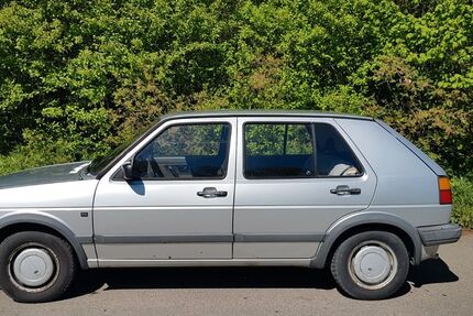 VW Golf 109.000 km 3.700 &euro; Tübingen 72072