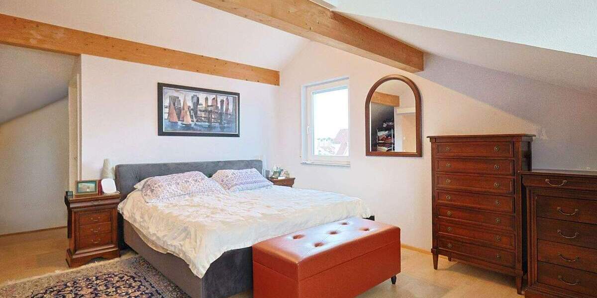 Doppelhaushälfte Böblingen Dagersheim - 5 Zimmer, 143 m&sup2;, 730.000&euro; | Angebot:25734464