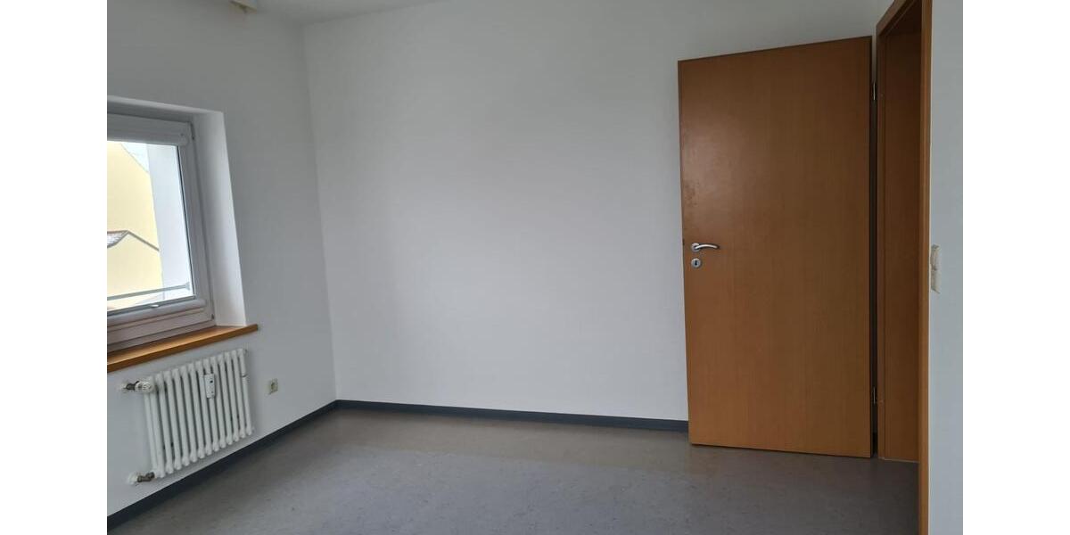 Etagenwohnung Trochtelfingen - 3 Zimmer, 105 m&sup2;, 750&euro; | Angebot:24878625