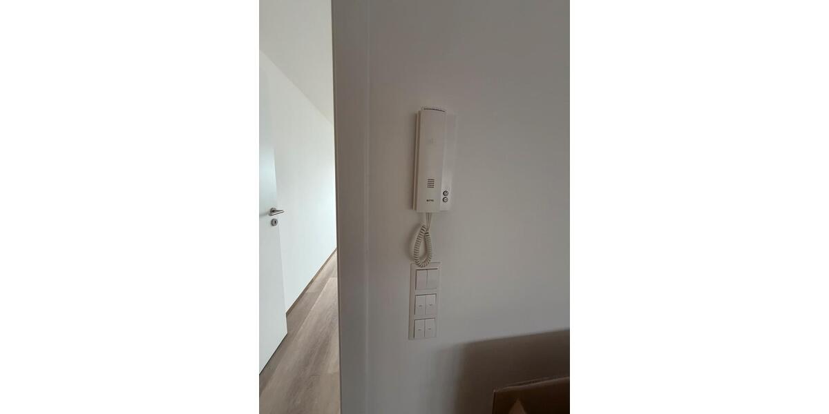 Dachgeschoßwohnung Herrenberg - 2 Zimmer, 50 m&sup2;, 1.100&euro; | Angebot:25137051