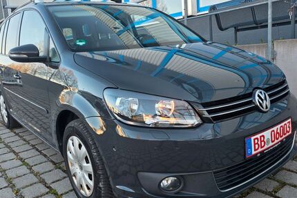 VW Touran 133.000 km 8.200 &euro; Holzgerlingen 71088