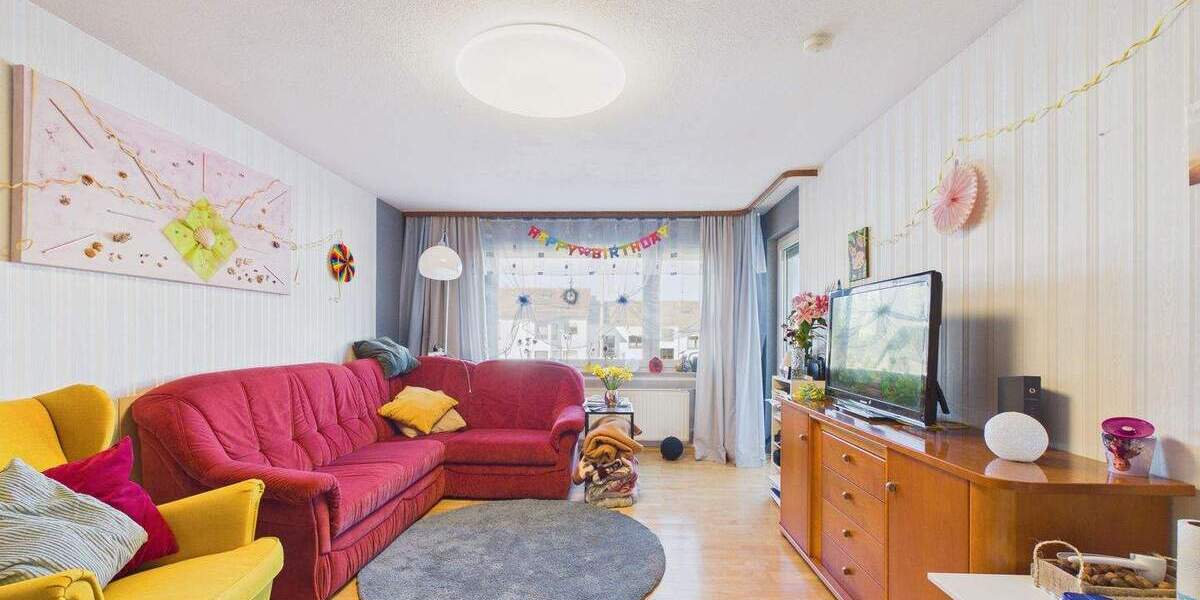 Etagenwohnung Eningen unter Achalm Eningen - 3 Zimmer, 74 m&sup2;, 239.900&euro; | Angebot:25905072