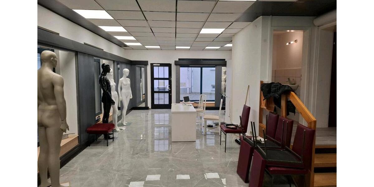 Gewerbeobjekt Reutlingen - 900&euro; | Angebot:25427110