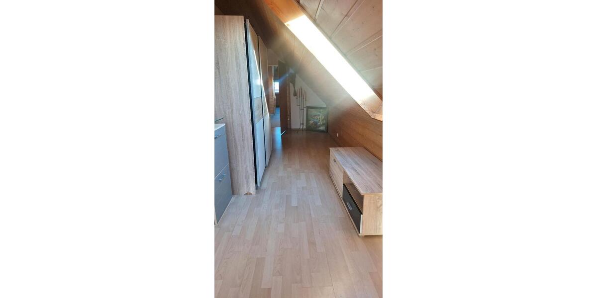 Dachgeschoßwohnung Mössingen - 2 Zimmer, 50 m&sup2;, 800&euro; | Angebot:27570562