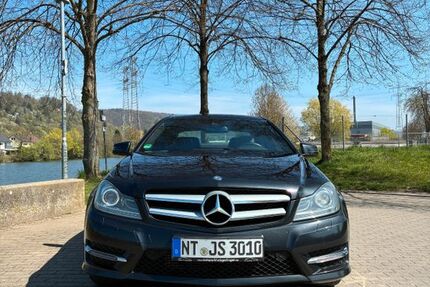 Mercedes-Benz 250 208.578 km 13.990 &euro; Plochingen 73207